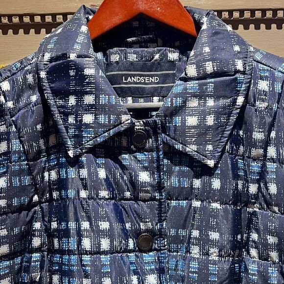 Lands' End Women’s Blue Plaid Patterned Jacket NWOT - Picture 2 of 6